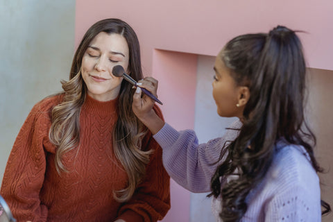 Den Ultimative Guide til Black Opal True Color Pore Perfecting Powder Foundation i Truly Topaz: Din Vej til Fejlfri Skønhed